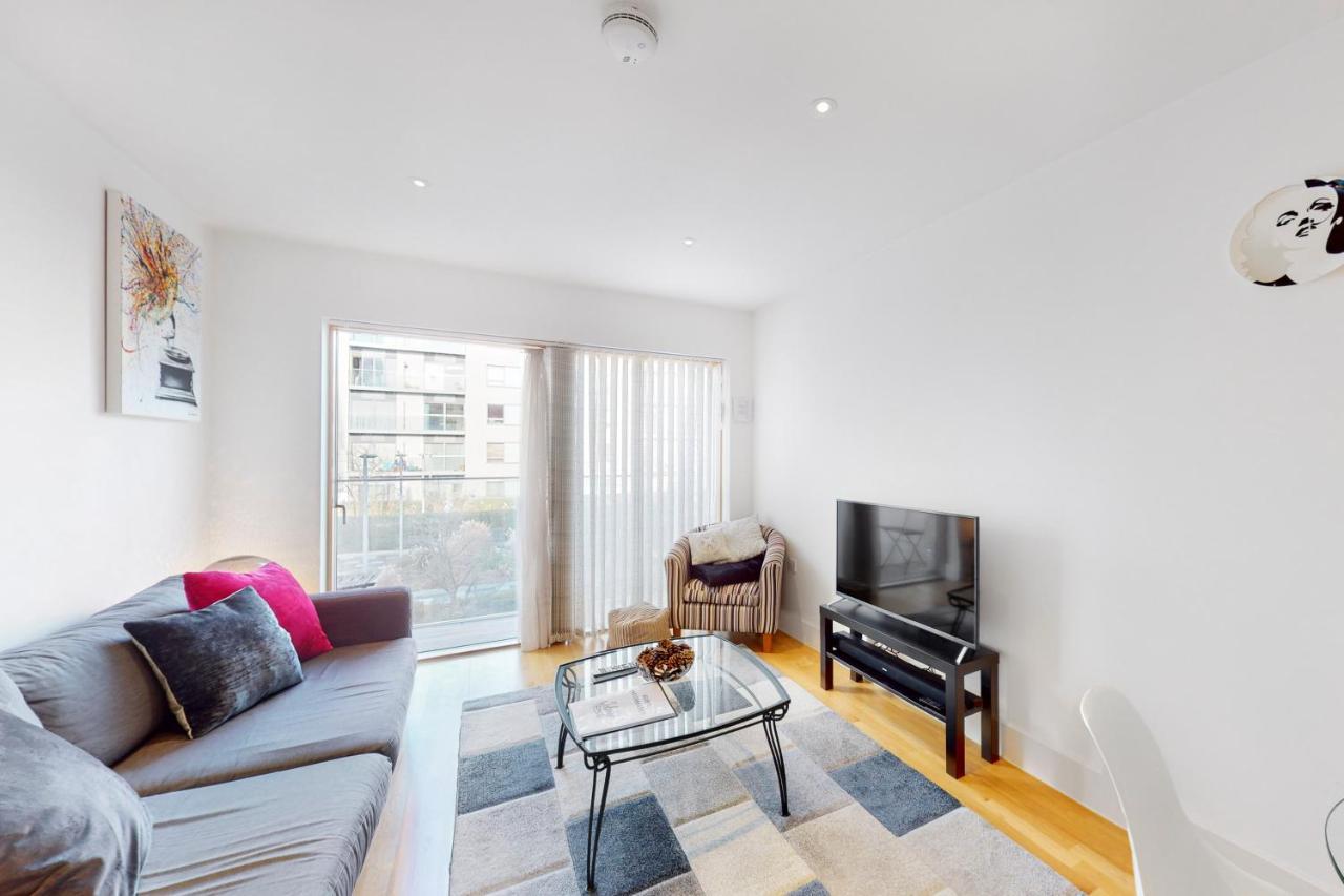 Lovely 1 Bed Apartment In Streatham Londyn Zewnętrze zdjęcie